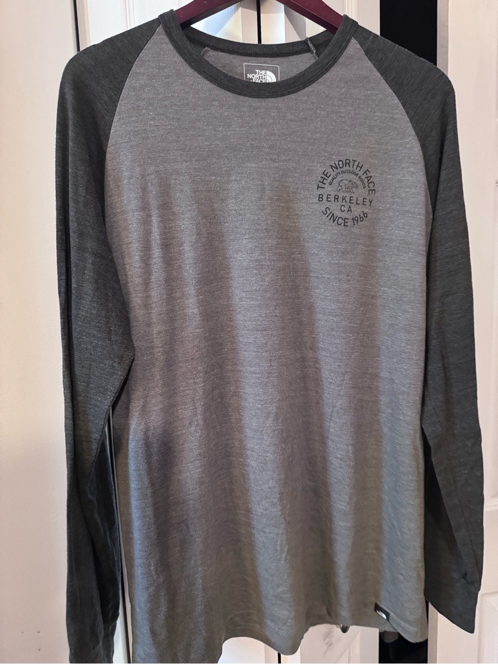 The North Face Men's Two-Tone Gray Raglan Long-Sleeve Shirt